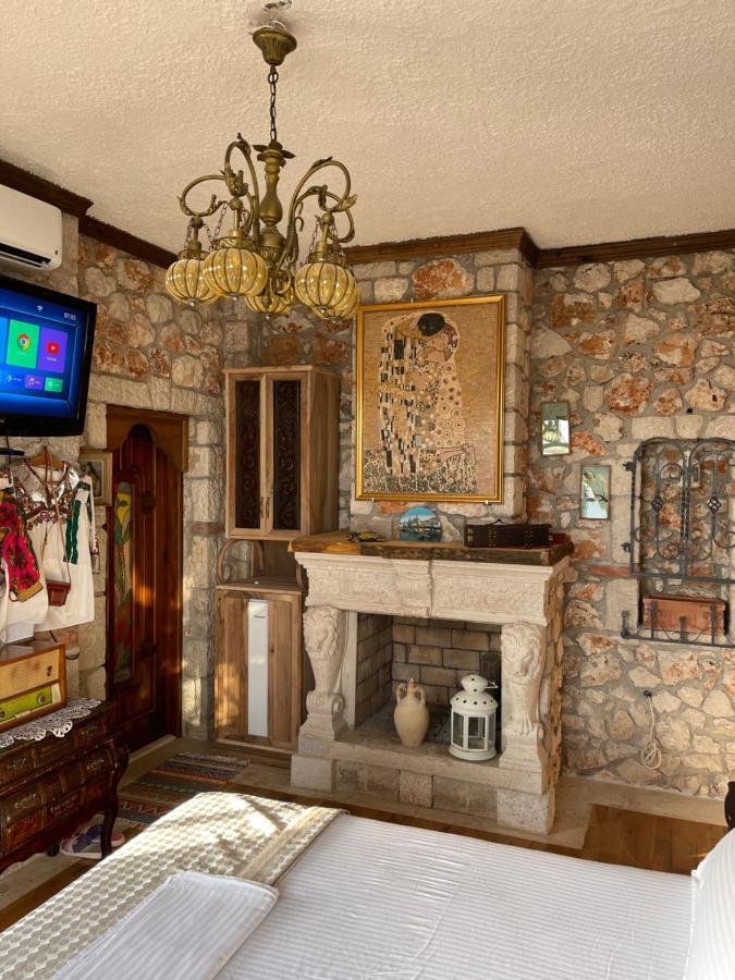 Solomon&Sons Hotel Dhermi Ngoại thất bức ảnh