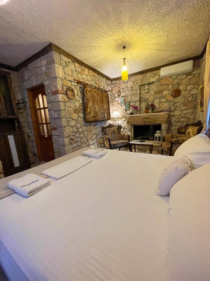 Solomon&Sons Hotel Dhermi Ngoại thất bức ảnh