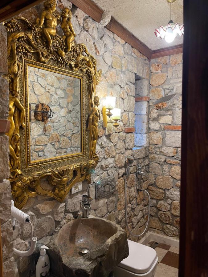 Solomon&Sons Hotel Dhermi Ngoại thất bức ảnh